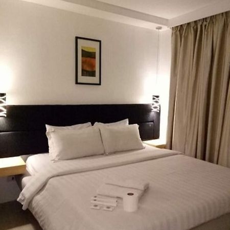 Dragonlink Suites Makati City Dış mekan fotoğraf
