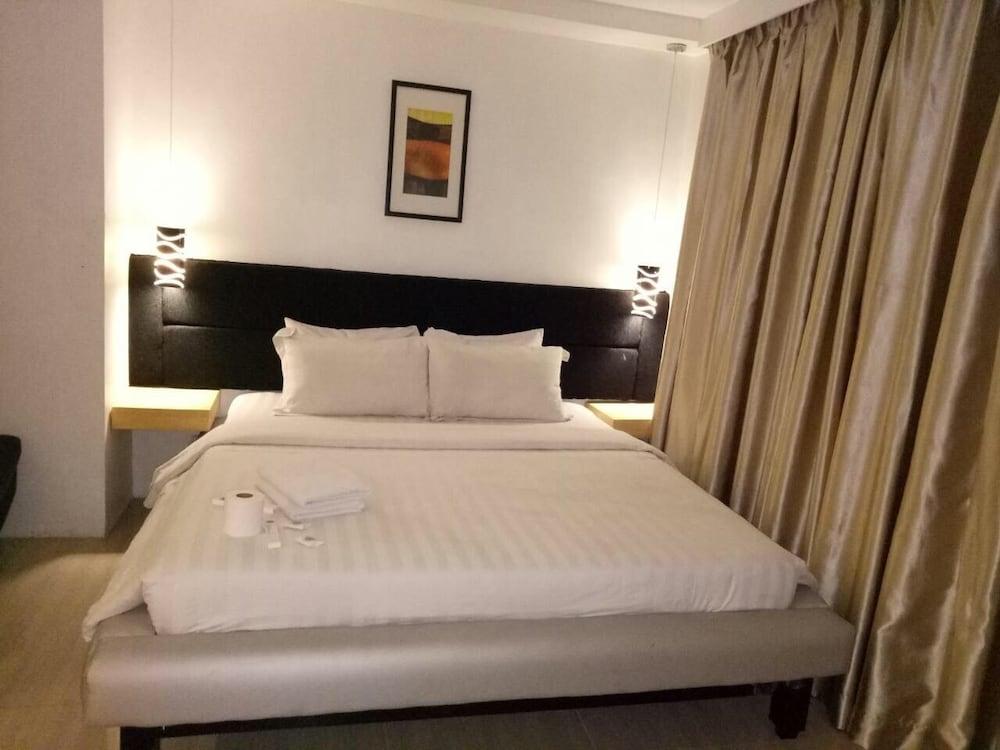 Dragonlink Suites Makati City Dış mekan fotoğraf