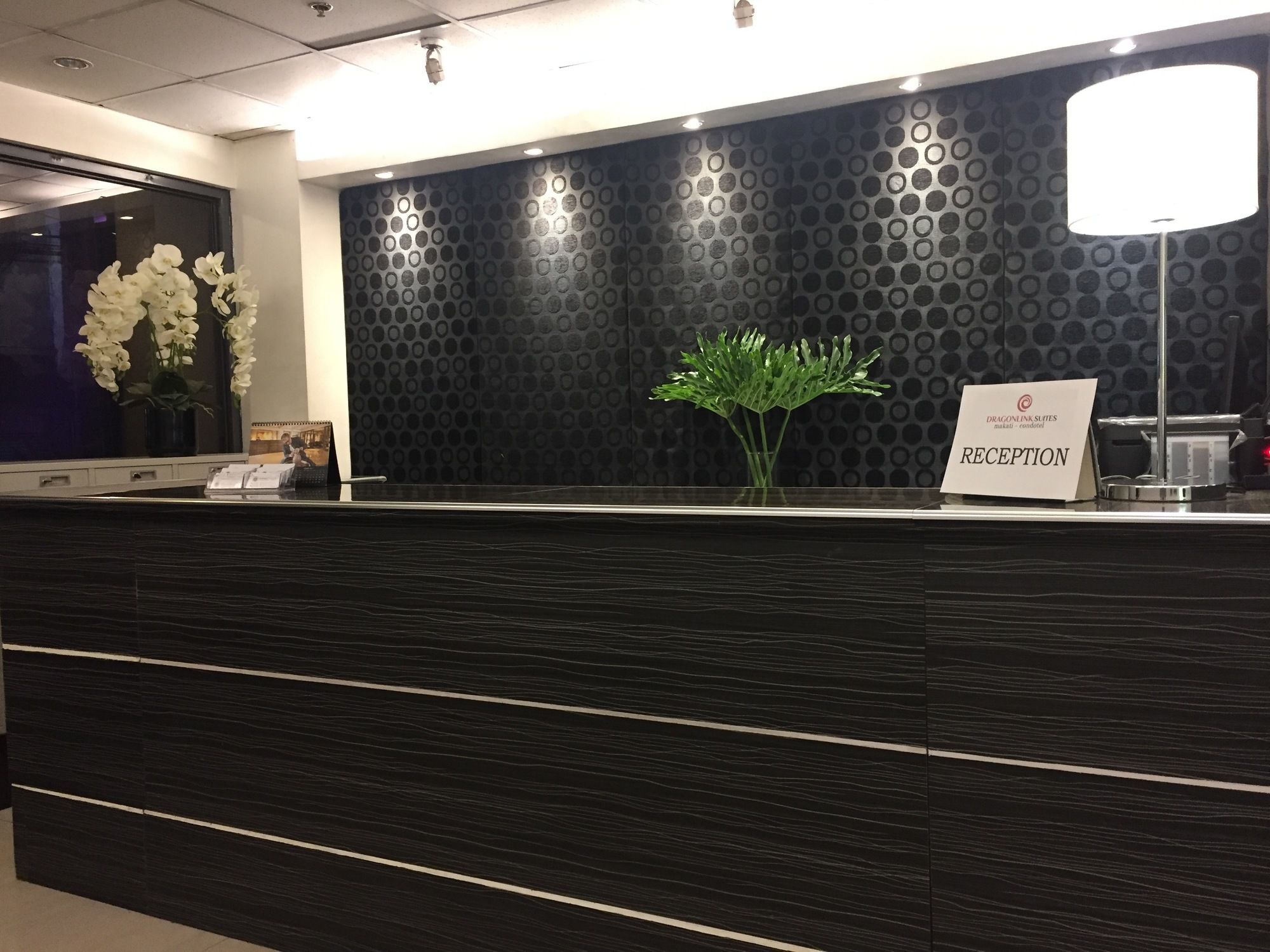 Dragonlink Suites Makati City Dış mekan fotoğraf