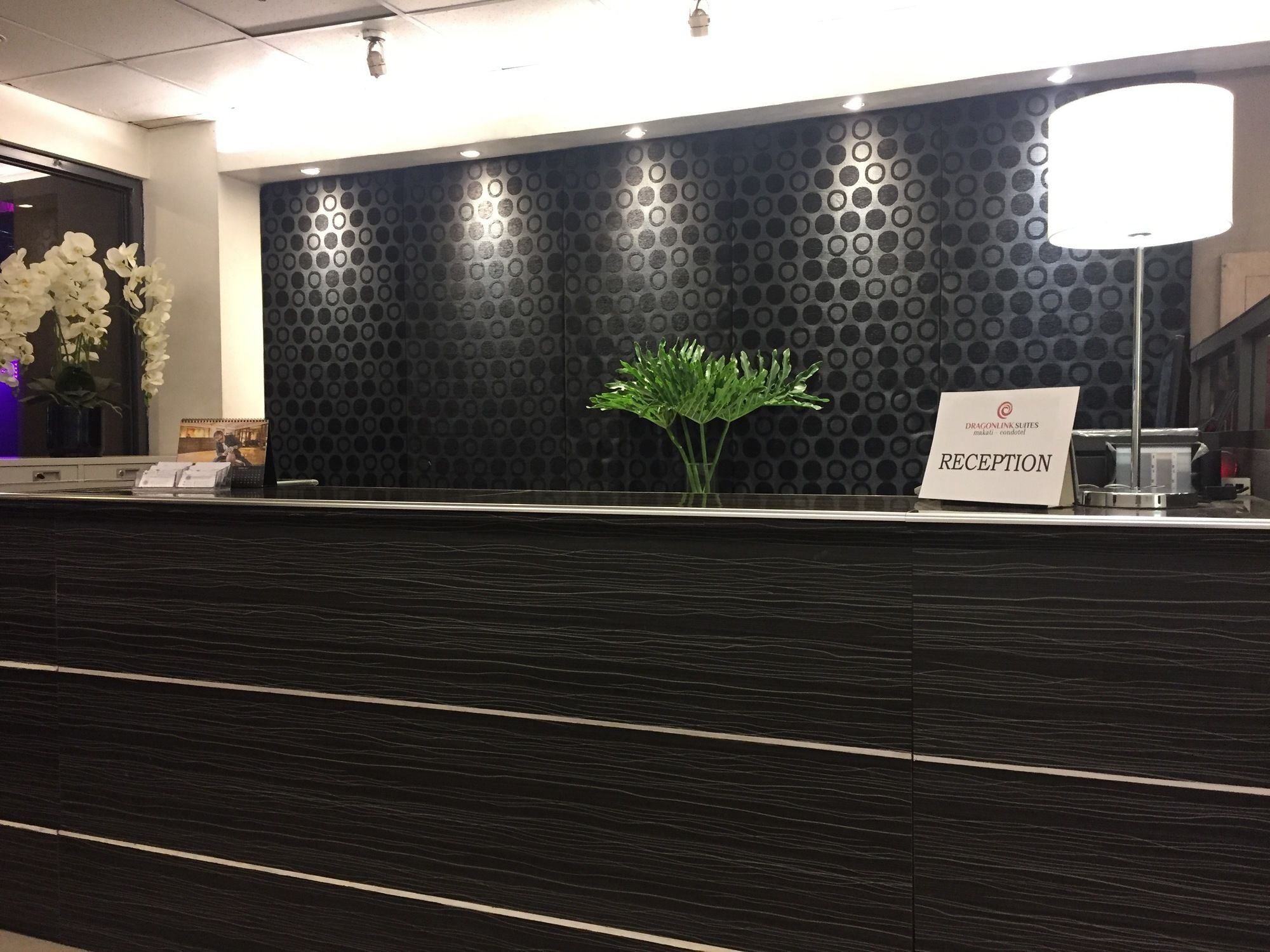Dragonlink Suites Makati City Dış mekan fotoğraf